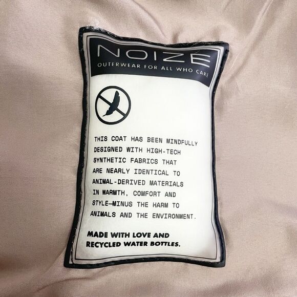 NEW Noize Bonita Holographic Puffer Jacket Size XS Metallic Tanzanite Ski Sporty - Picture 13 of 16